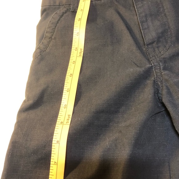 2 pairs of boys cargo shorts size 12 Levi’s and Canyon River Blues - Picture 2 of 15